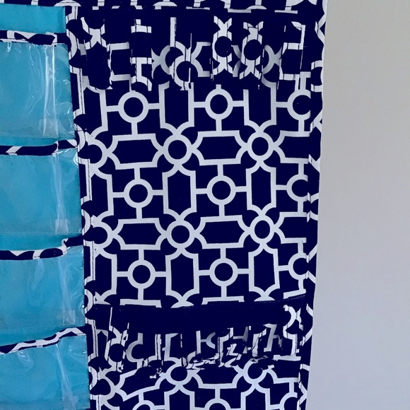 Hanging Jewelry Organizer 25” x 17” - Picture 3 of 4